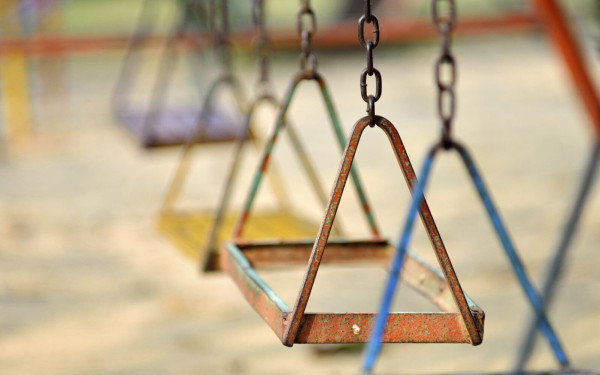 Θεσσαλονίκη: Κλειστές από το 2022 οι παιδικές χαρές στο δήμο Θερμαϊκού