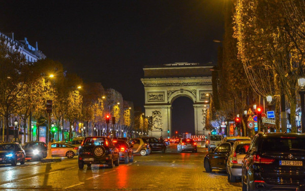 «Απλησίαστο» το Παρίσι από το καλοκαίρι του 2024