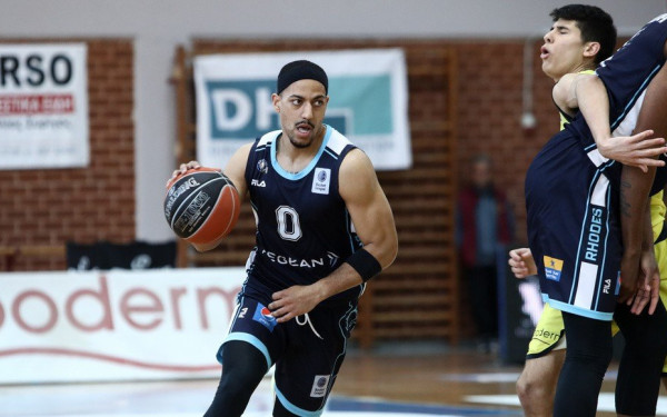 Μπάσκετ: Ανακοίνωσε Κένταλ Σμιθ ο ΠΑΟΚ (βίντεο)