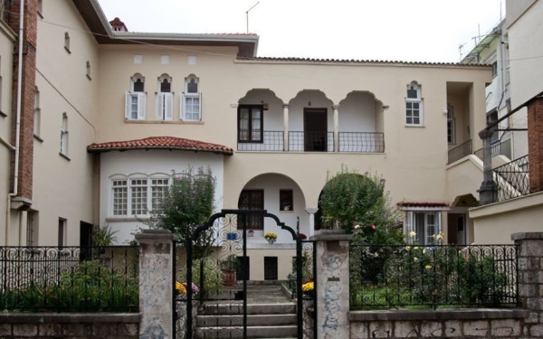 Το ιστορικό σπίτι του Κωνσταντίνου Φρόντζου ανοίγει και πάλι τις πόρτες του - Εντυπωσιακές εικόνες