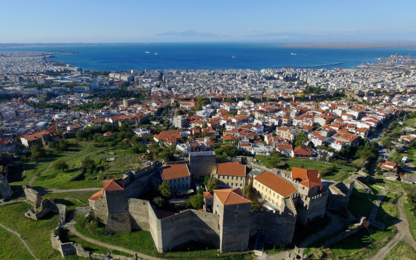 Θεσσαλονίκη: Κλειστό το Επταπύργιο τα μεσημέρια λόγω καύσωνα