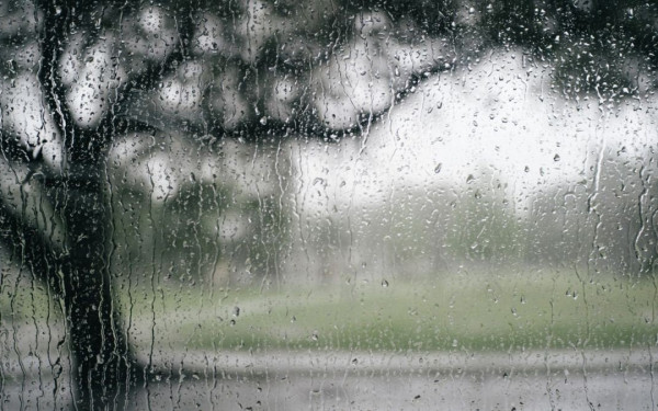 Στο «μάτι» της κακοκαιρίας Πρέβεζα και Βόνιτσα - Πλημμύρισαν δρόμοι (βίντεο)