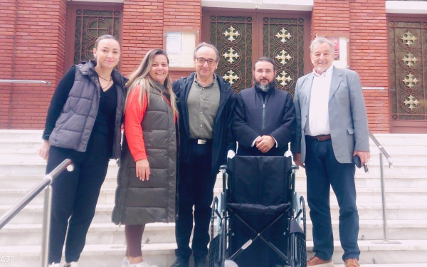 Θέρμη: Αγοράστηκε το πρώτο αμαξίδιο από πλαστικά καπάκια