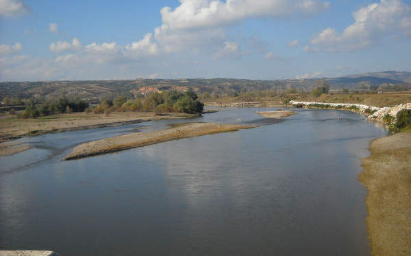 Πέντε σταθμοί θα μετρούν την στάθμη και την παροχή του ποταμού Αξιού