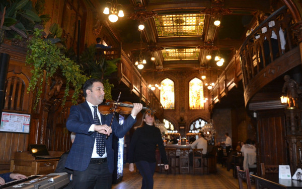 Ταξίδι στο Βουκουρέστι: Άρωμα Ευρώπης… γεύση Βαλκανίων!