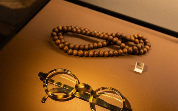 Το Αρχείο Καβάφη αποκτά ένα μόνιμο σπίτι στην Πλάκα (φωτ.)