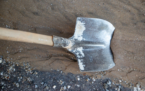 Θεσσαλονίκη: Εργασίες αντικατάστασης στηθαίων στην 27η Επαρχιακή Οδό Θεσσαλονίκης- Μηχανιώνας