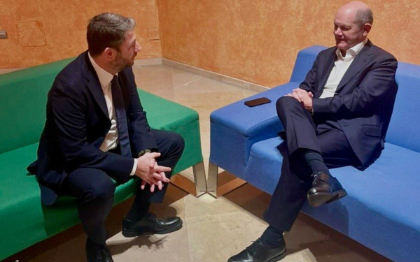 Συνάντηση Ν. Ανδρουλάκη-Όλ. Σολτς στη Μάλαγα	