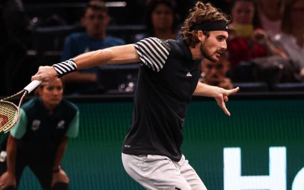 Τένις: Ο Τσιτσιπάς έχασε από τον Ζίνερ στην πρεμιέρα του στα ATP Finals (βίντεο)