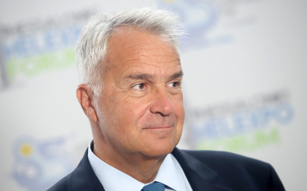 Ο Μ. Βορίδης στο Μαραθώνα για την επόμενη ημέρα των θερμοκηπίων