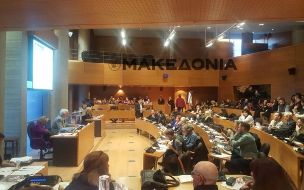 Σε «αχαρτογράφητα νερά» η ανάπλαση της πλατείας Ελευθερίας