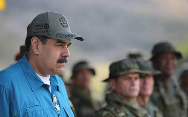 Βενεζουέλα: Ο πρόεδρος Μαδούρο καταγγέλλει τις ΗΠΑ για επιθετική συμπεριφορά