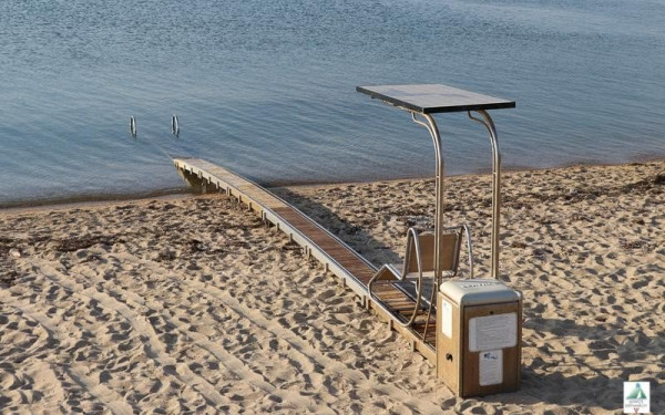 Χαλκιδική: Όλες οι παραλίες του Δήμου Πολυγύρου διαθέτουν ράμπες ΑΜΕΑ