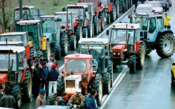 Επίκειται συνάντηση Σταϊκούρα, Σκρέκα, Γεωργαντά με το συντονιστικό των αγροτικών μπλόκων