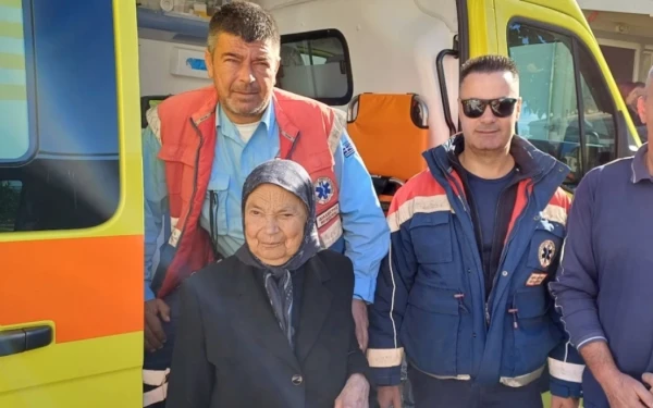 Μεσολόγγι: Γιαγιά χάρισε ασθενοφόρο στο ΕΚΑΒ γιατί όταν το χρειάστηκε η ίδια δεν υπήρχε (φωτ.) 