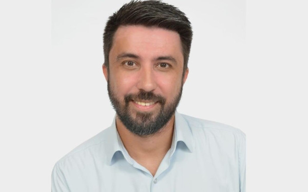 Boυλή: Άρση ασυλίας για τον βουλευτή της Νέας Αριστεράς Οζγκιούρ Φερχάτ - Ένταση και χαρακτηρισμοί