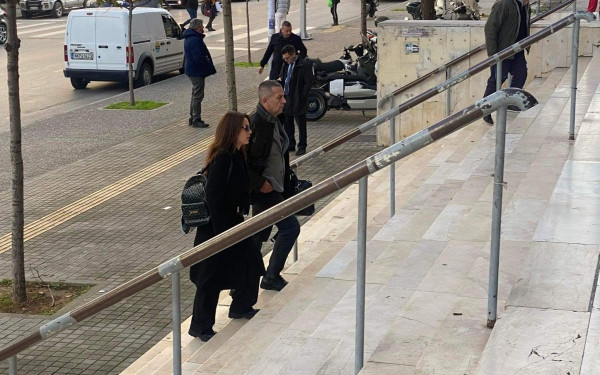 Θεσσαλονίκη: Στον ανακριτή η Γεωργία Μπίκα - Έλαβε προθεσμία για την υπόθεση αρπαγής που κατηγορείται (βίντεο, φωτ.) 