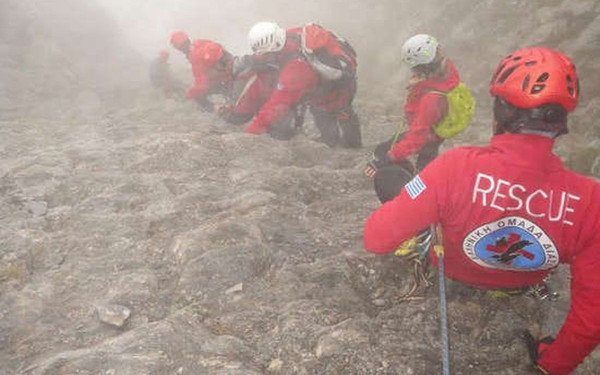 Βελούχι: Αγνοείται 74χρονος πεζοπόρος - Σε εξέλιξη μεγάλη επιχείρηση της πυροσβεστικής για τον εντοπισμό του