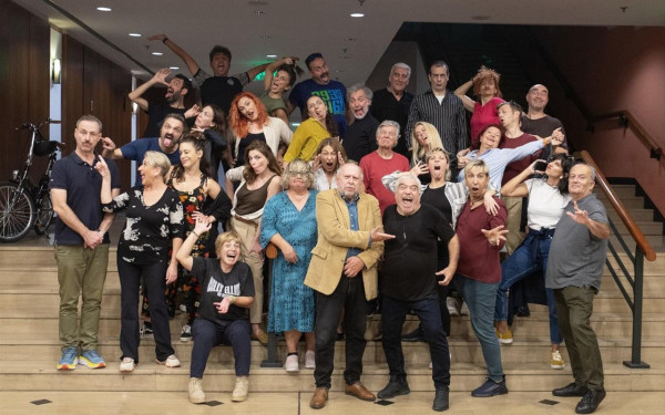 ΚΘΒΕ: Ξεκίνησαν οι πρόβες για την παράσταση «Οι κωμικοί»  των Δημήτρη Πιατά και Σάκη Σερέφα