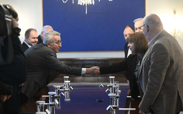 Με αντιπροσωπεία της ΓΣΕΕ συναντήθηκε η Πρόεδρος της Δημοκρατίας