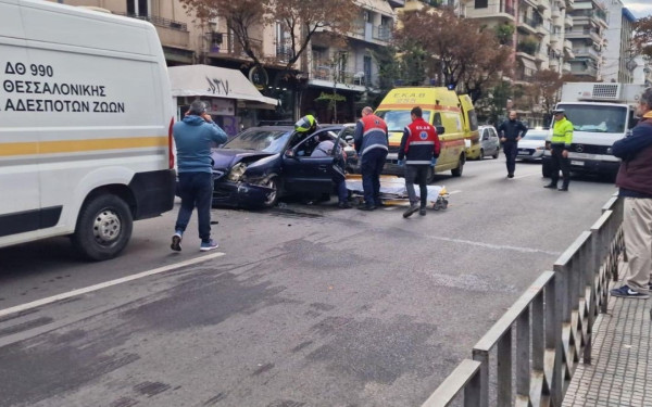  Θεσσαλονίκη: Τραγωδία στην Τσιμισκή - Κατέληξε ο τραυματίας του τροχαίου (βίντεο, φωτ.)