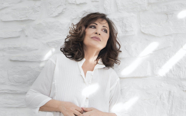 Αυτό είναι το τραγούδι της Αλεξίου με τον ΛΕΞ - Ακούστε το 