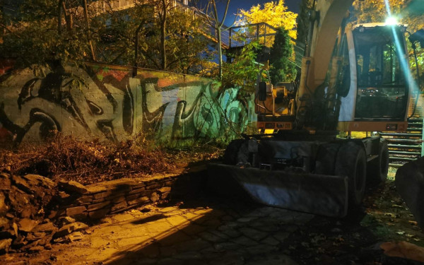 Δήμος Αμπελοκήπων - Μενεμένης: Με ταχείς ρυθμούς συνεχίζονται οι εργασίες κατασκευής της νέας μεταλλικής πεζογέφυρας