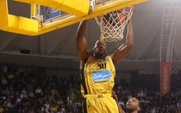Μπάσκετ: Έκανε τα εύκολα-δύσκολα στο φινάλε ο Άρης (βίντεο)