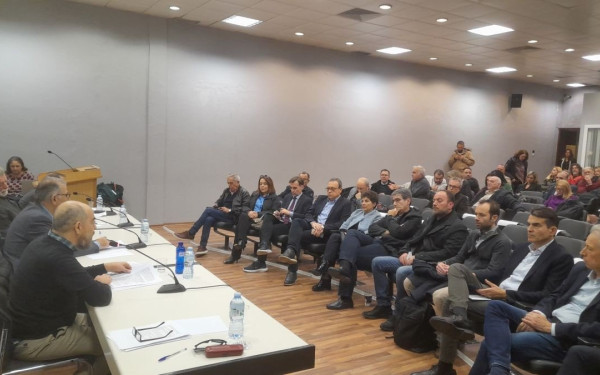 Η ΕΣΗΕΜ-Θ πήρε τη στήριξη βουλευτών, δημάρχων και φορέων για να σταματήσει η απαξίωση της ΕΡΤ 3 (φωτ.)