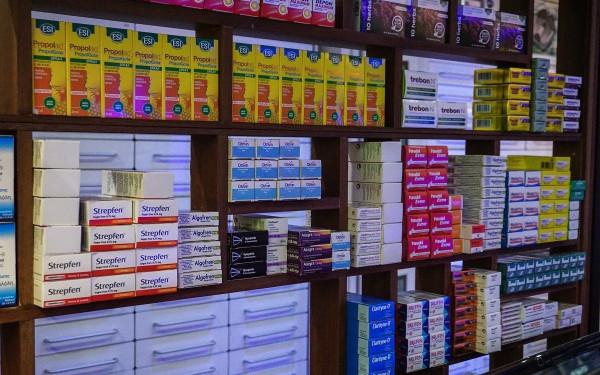 ΕΟΠΥΥ: Παράνομες συνταγογραφήσεις από 32 γιατρούς και 62 φαρμακεία - Στα 12 εκατ. ευρώ η απάτη