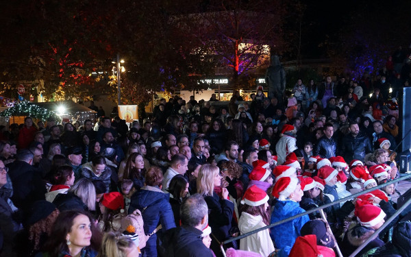 Χιλιάδες οι επισκέπτες της «Λευκής Νύχτας» της Θέρμης