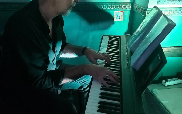 Jazzmental: Τρεις καθηγητές και μια απόφοιτη του Σύγχρονου Ωδείου Θεσσαλονίκης έγιναν μπάντα