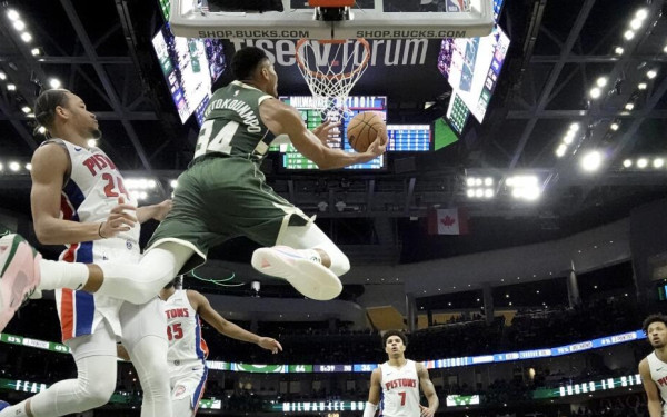 ΝΒΑ: «Σβηστός» ο Αντετοκούνμπο, νέα νίκη οι Μιλγουόκι Μπακς (βίντεο)