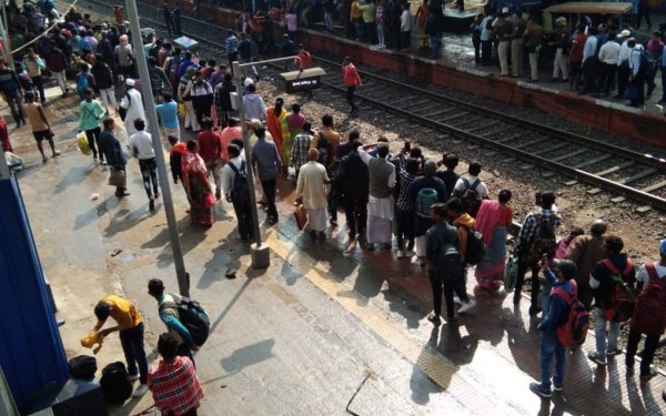 Τραγωδία στην Ινδία: 3 νεκροί και 27 τραυματίες από κατάρρευση δεξαμενής νερού (βίντεο)