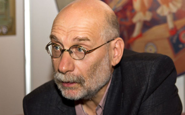 Η Ρωσία θεωρεί πλέον «τρομοκράτη και εξτρεμιστή» τον συγγραφέα Μπόρις Ακούνιν