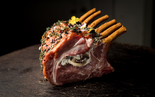 Αφιέρωμα: Τα 10+2 από τα καλύτερα κρεοπωλεία της Θεσσαλονίκης για το φετινό εορταστικό τραπέζι