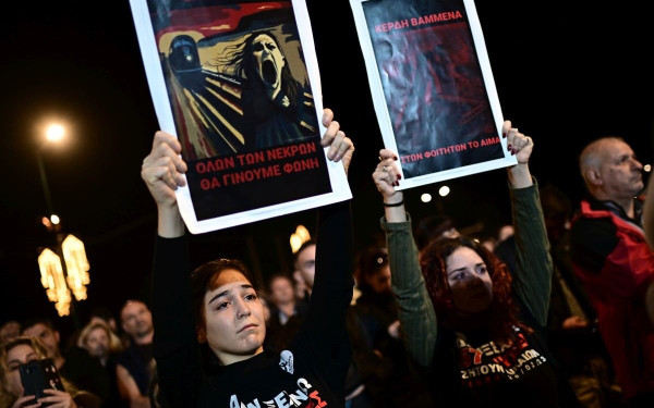 Τέμπη: Τα δύο “πρέπει” της κυβέρνησης και το “στοίχημα” της Δικαιοσύνης. Του Νίκου Ηλιάδη