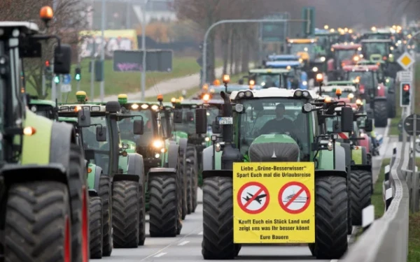 Γερμανία: Μεγάλο αγροτικό συλλαλητήριο στο Βερολίνο - Η κυβέρνηση δεν ικανοποιεί τα αιτήματα