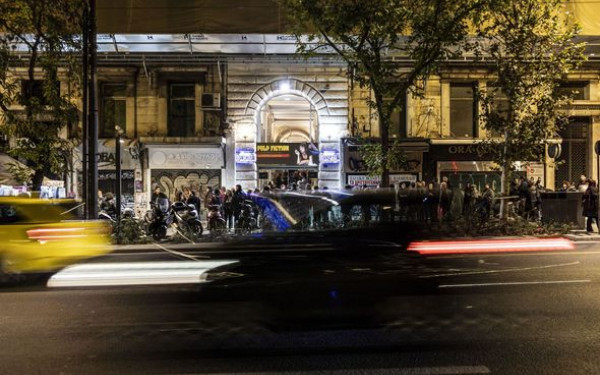 ΙΝΤΕΑΛ: Ο παλαιότερος κινηματογράφος της χώρας κλείνει οριστικά μετά από 102 χρόνια - Απόψε η τελευταία του προβολή