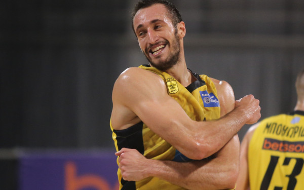 Μπάσκετ: Ιδανικό ποδαρικό για τον Άρη κόντρα στον Απόλλωνα Πατρών (βίντεο)