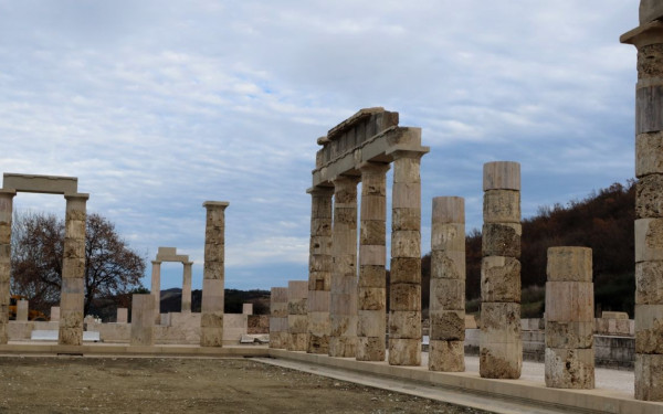 Αιγές: Εγκαινιάζεται σήμερα από τον Κ. Μητσοτάκη ο «Παρθενώνας της Μακεδονίας» - Το μεγαλύτερο οικοδόμημα της κλασικής αρχαιότητας (φωτ.) Αιγές: Εγκαινιάζεται σήμερα από τον Κ. Μητσοτάκη ο «Παρθενώνας της Μακεδονίας» - Το μεγαλύτερο οικοδόμημα της κλασικής αρχαιότητας (φωτ.)