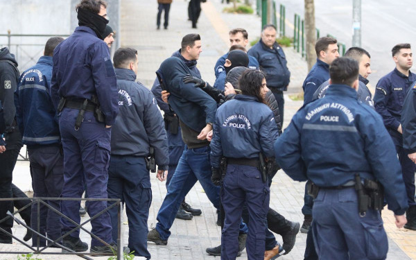 Υπόθεση 13χρονης στον Κολωνό: Στο Εφετείο η μεγάλη δίκη για το κύκλωμα μαστροπείας και σεξουαλικής κακοποίησης