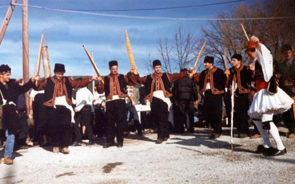 Χαλκιδική: Οι Φωταροί έρχονται τα Θεοφάνια στο Παλαιόκαστρο