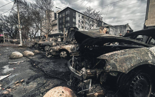 Ουκρανία: 4 νεκροί και 9 τραυματίες από επίθεση της Ρωσίας (βίντεο)