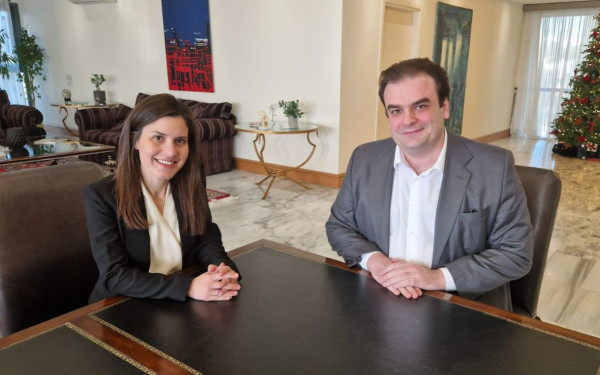 Ο Πιερρακάκης καλωσόρισε τη Λυτρίβη και ξεπροβόδισε τη Μιχαηλίδου (φωτ.)