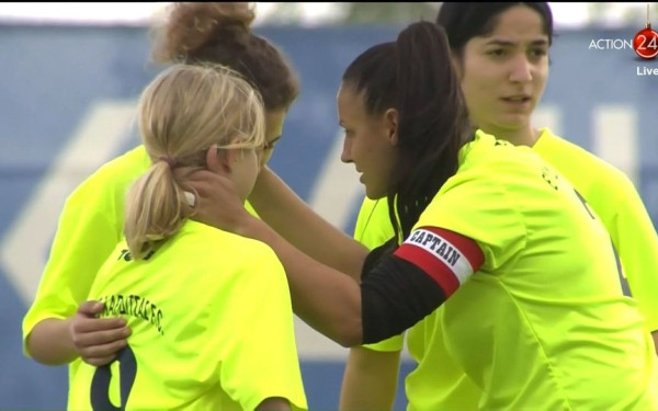 Ποδόσφαιρο γυναικών: Συγκίνησαν με την παρουσία τους δύο 12χρονες στο Παναθηναϊκός - Ελπίδες Καρδίτσας (βίντεο)