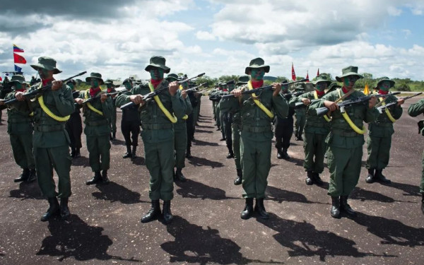 Κλιμακώνεται η ένταση στη Λατινική Αμερική - Αμυντικά γυμνάσια ξεκίνησε η Βενεζουέλα