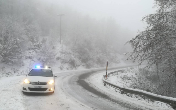 Σέρρες: Υποχρεωτικός ο εφοδιασμός με αλυσίδες για όλα τα οχήματα