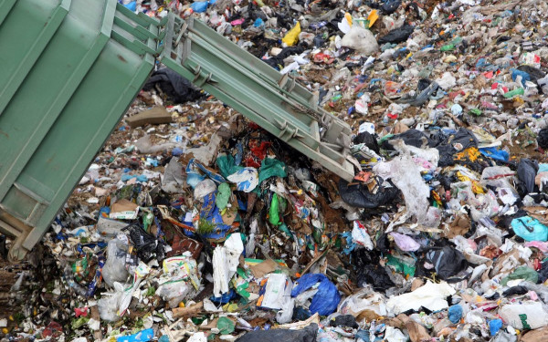 Από «φτωχοί συγγενείς»... φτωχότεροι το 2024 οι δήμοι της χώρας