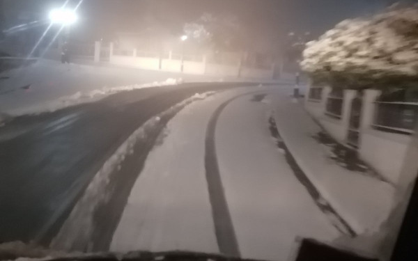 Λαγκαδάς: Στη μάχη κατά του χιονιά το σύνολο του προσωπικού του Δήμου